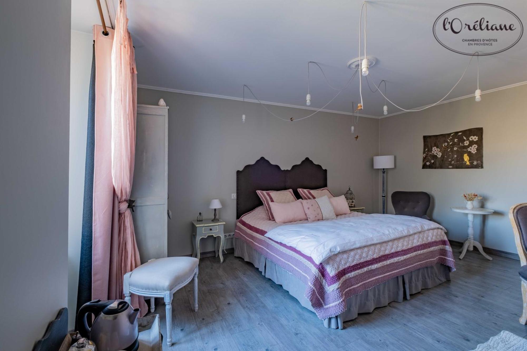 Chambres D'Hotes L'Oreliane En Provence Only Adult Chateauneuf-de-Gadagne Luaran gambar