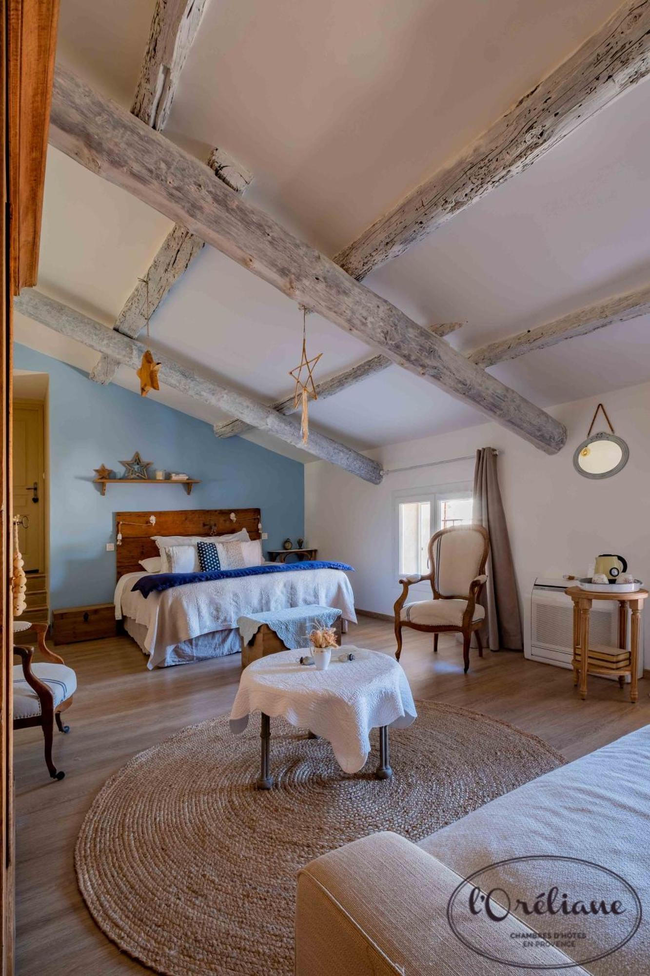 Chambres D'Hotes L'Oreliane En Provence Only Adult Chateauneuf-de-Gadagne Luaran gambar